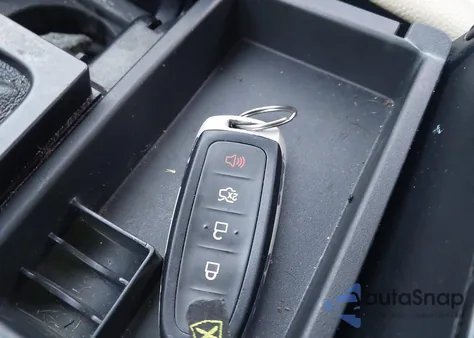 2014 Ford Taurus Limited z USA, uszkodzony, nr VIN 1FAHP2F89EG101551